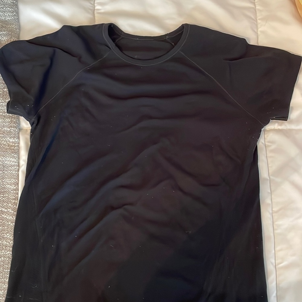 Black Athleta shirt!!
